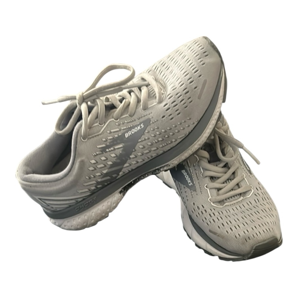 Brooks Cushioned Gray Sneakers